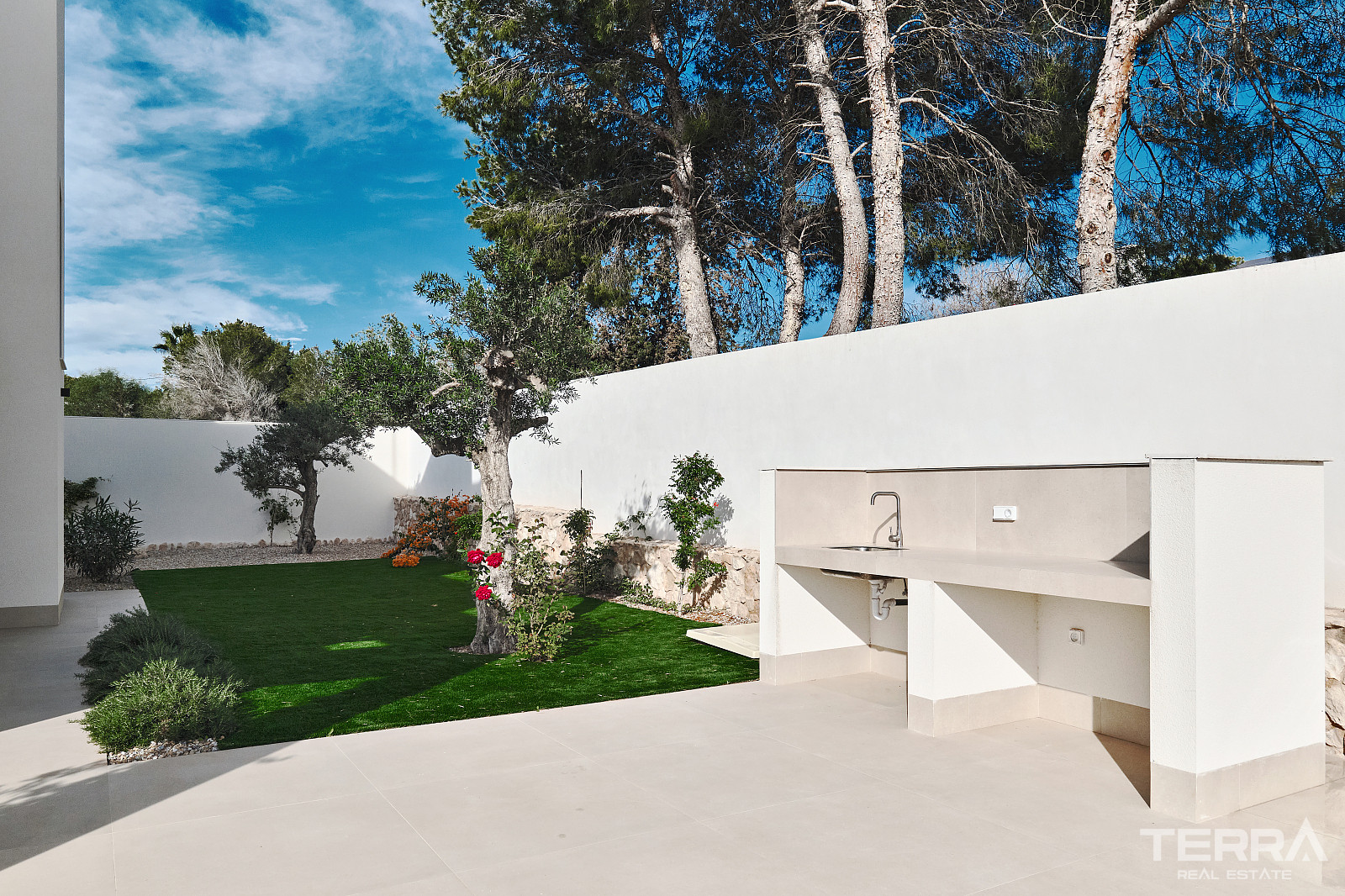 Detached Villas for Sale in Orihuela, Costa Blanca, Spain - 123353