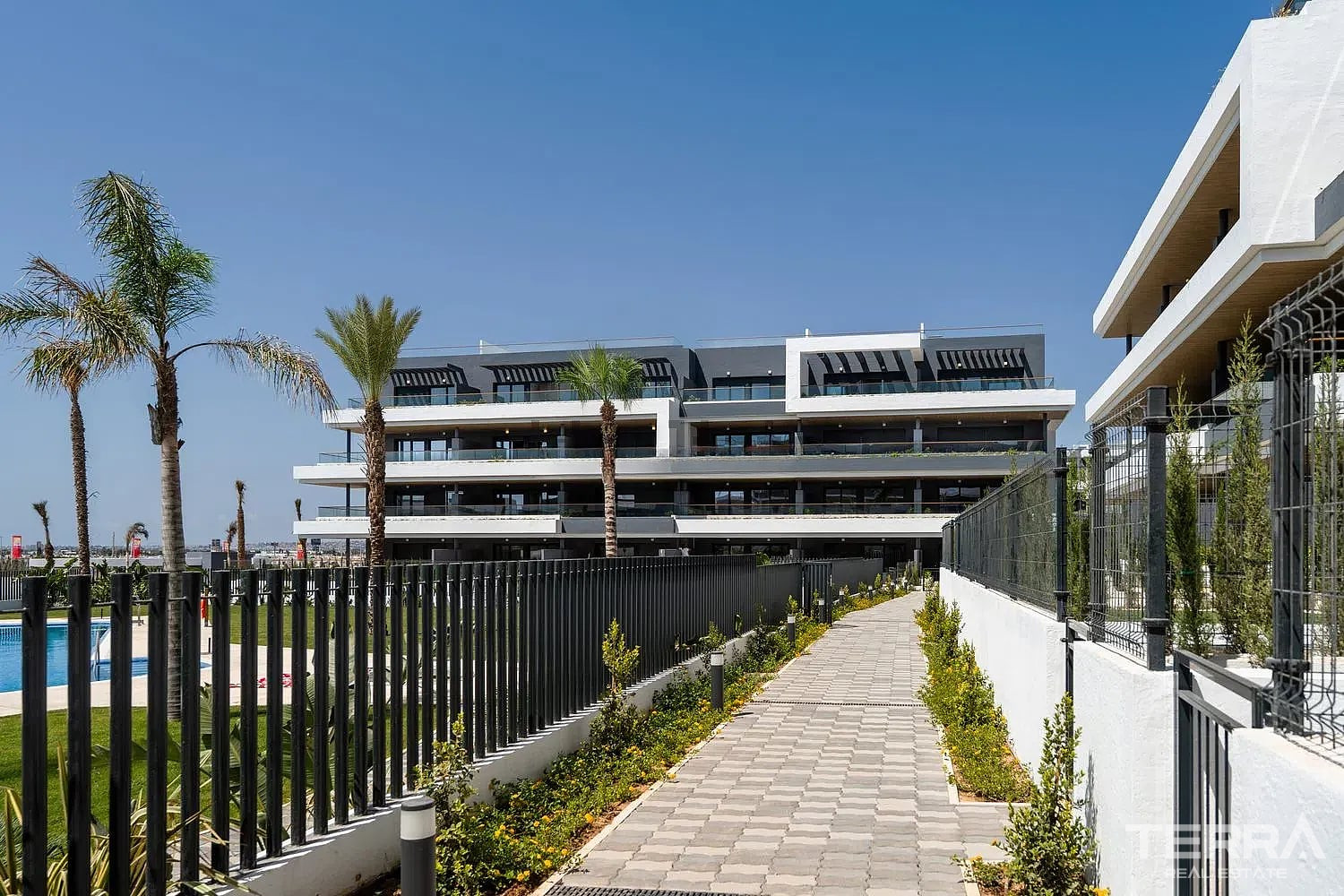 Apartments for Sale in Torrevieja, Costa Blanca, Spain - 123433