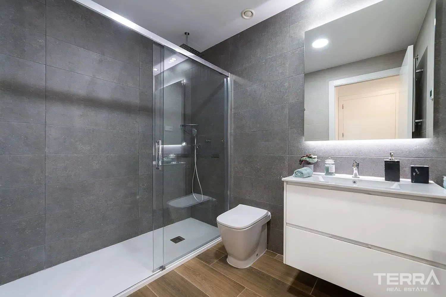 Apartments for Sale in Torrevieja, Costa Blanca, Spain - 123446