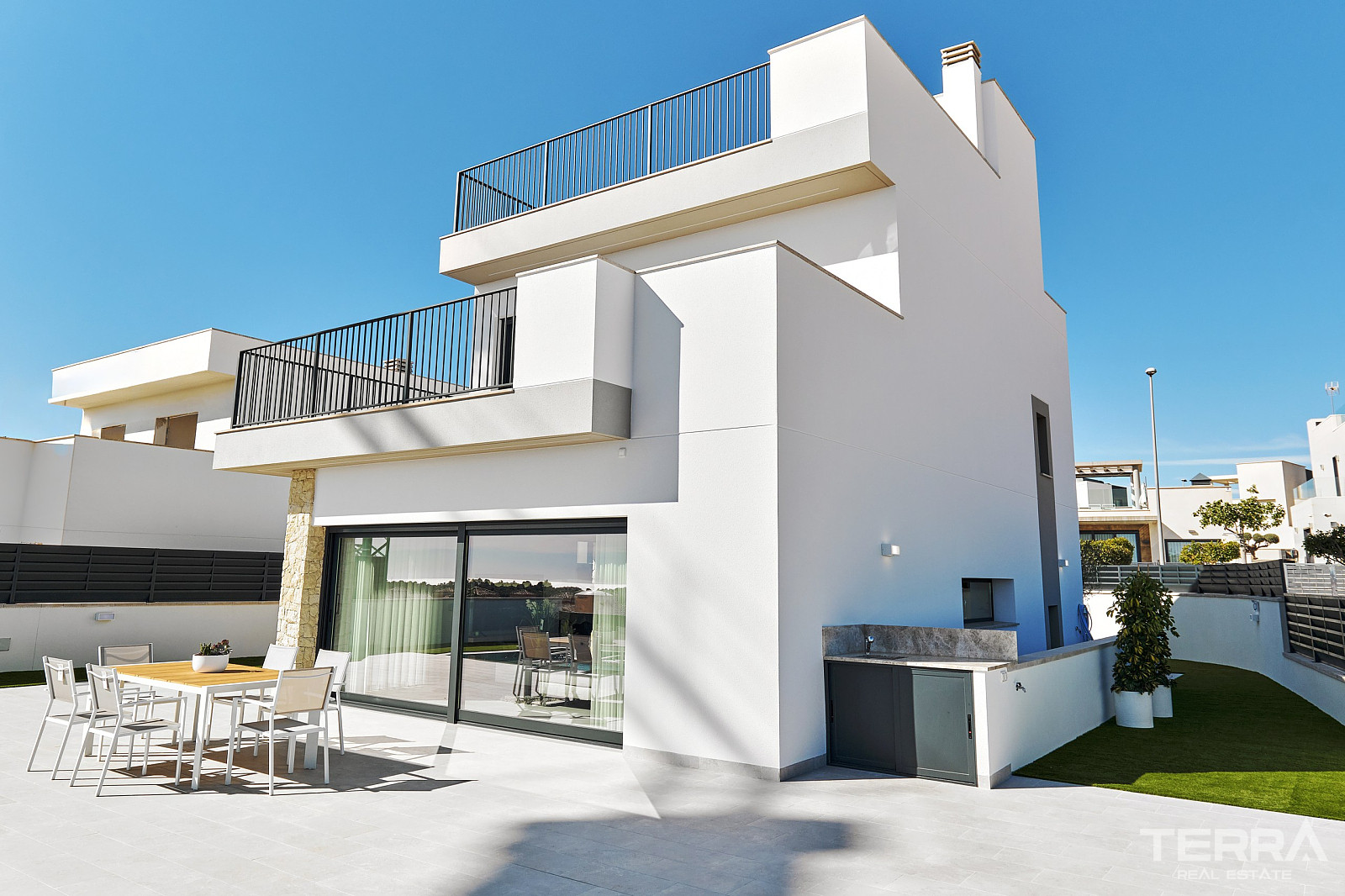 İspanya, Costa Blanca, San Miguel de Salinas'ta Satılık Villalar - 123578