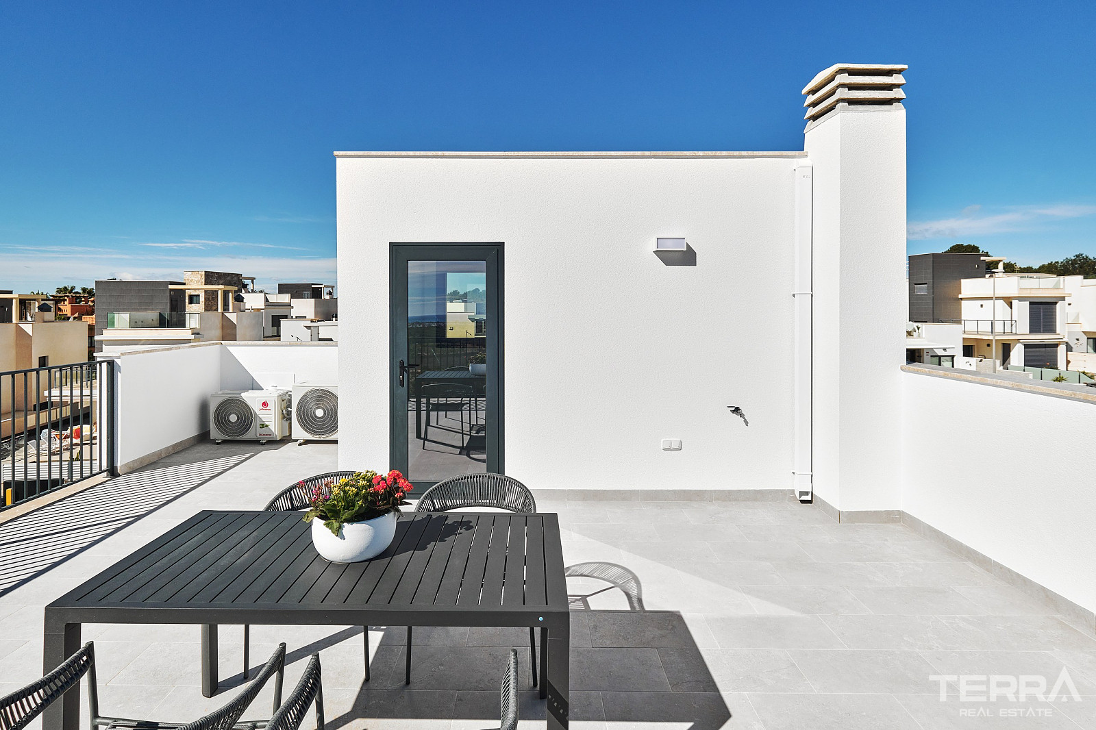 İspanya, Costa Blanca, San Miguel de Salinas'ta Satılık Villalar - 123591