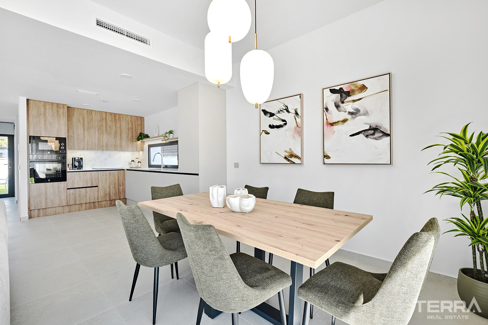 İspanya, Costa Blanca, San Miguel de Salinas'ta Satılık Villalar - 123599