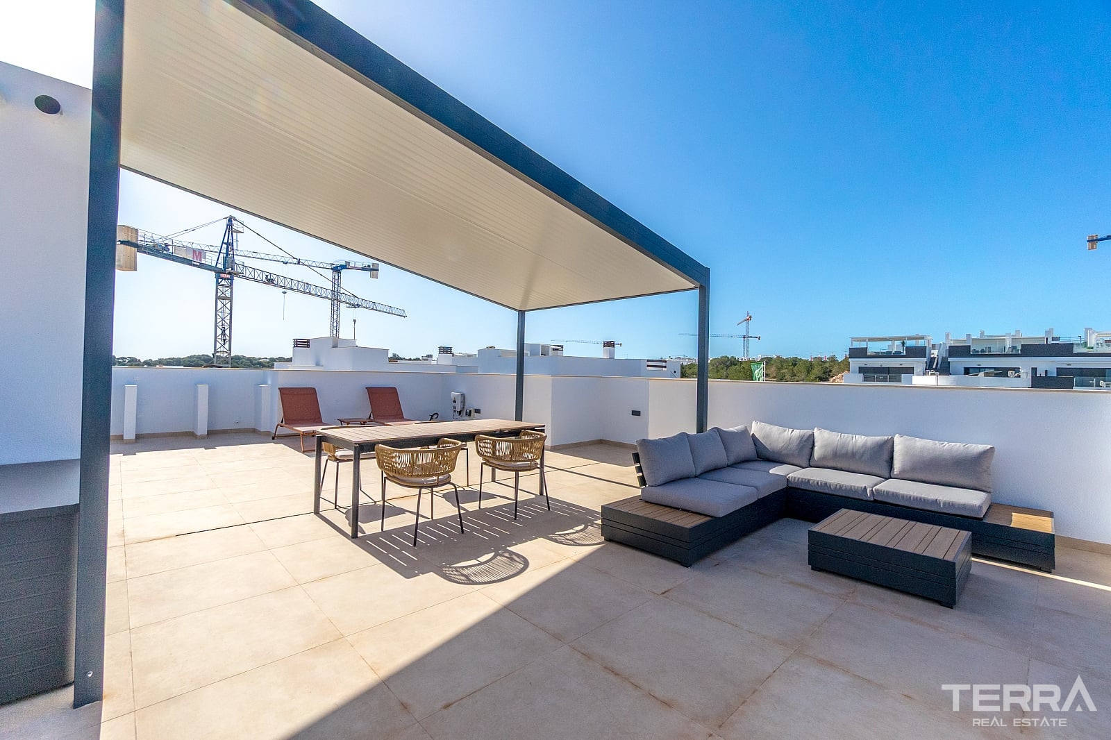 Apartments for Sale in Torrevieja, Costa Blanca, Spain - 123647