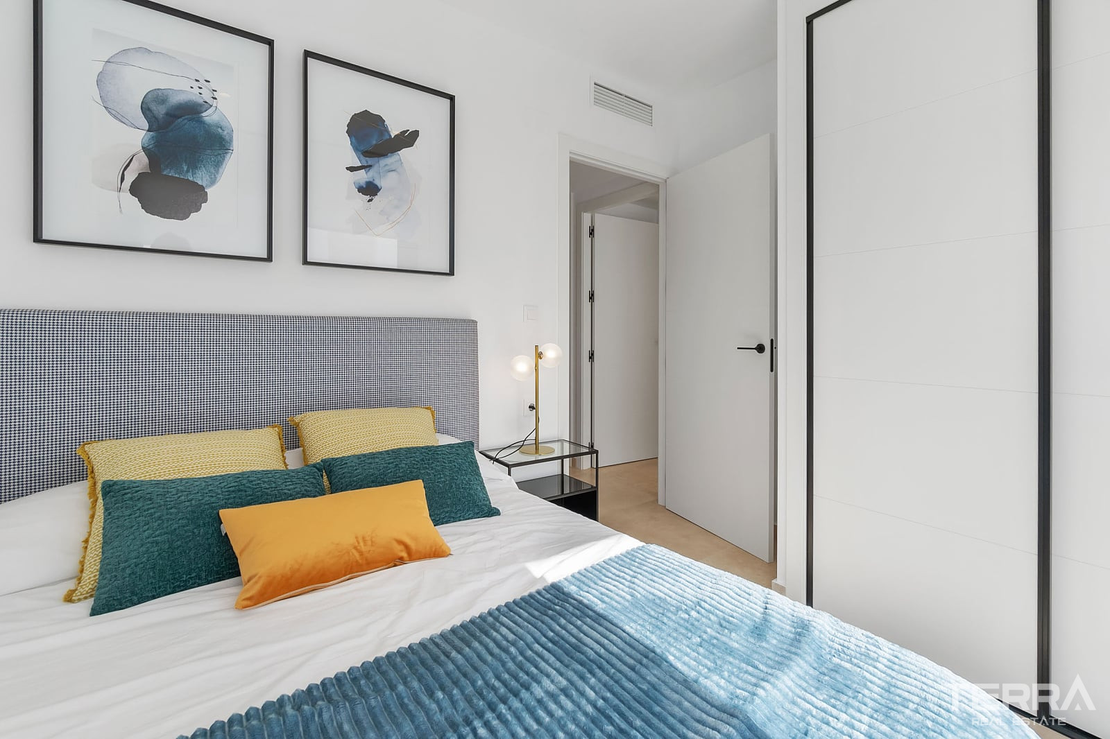 Apartments for Sale in Torrevieja, Costa Blanca, Spain - 123665