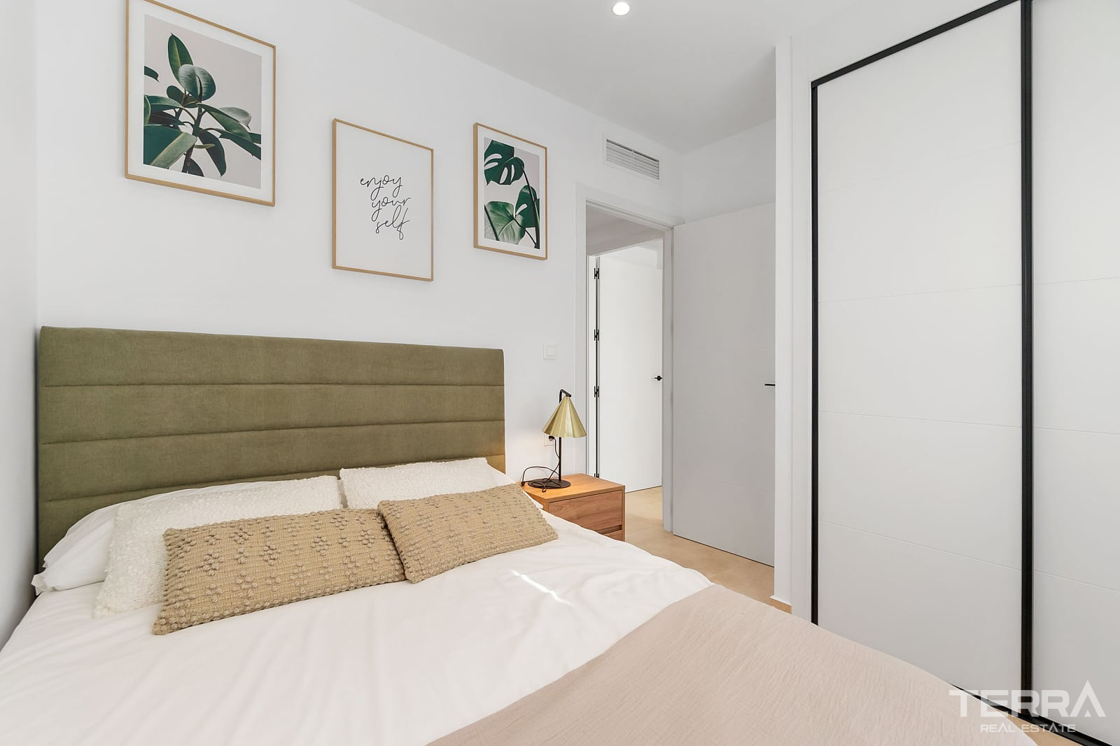 Apartments for Sale in Torrevieja, Costa Blanca, Spain - 123668