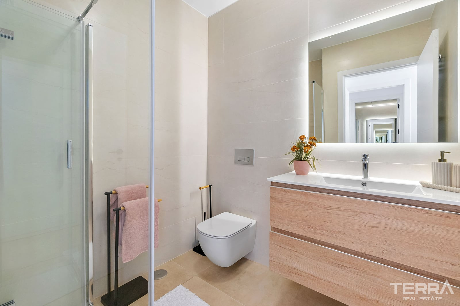 Apartments for Sale in Torrevieja, Costa Blanca, Spain - 123672