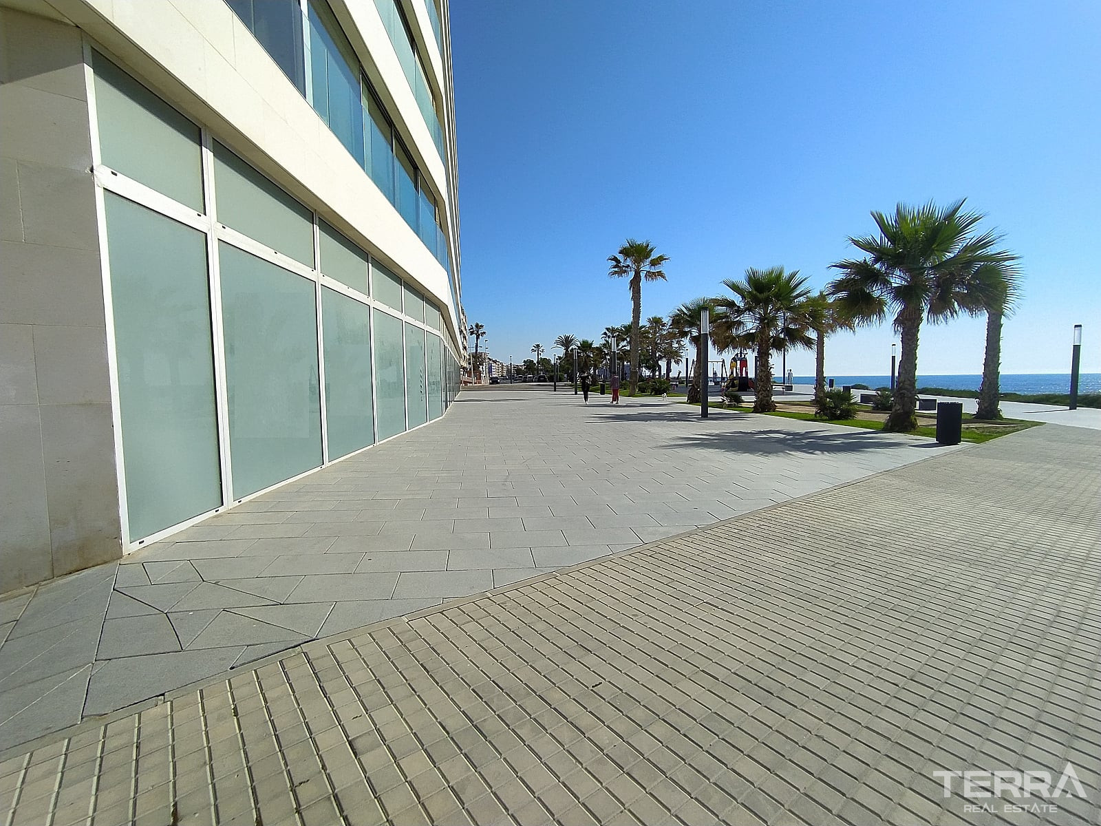 Commercial Property for Sale in Torrevieja, Costa Blanca, Spain - 123706
