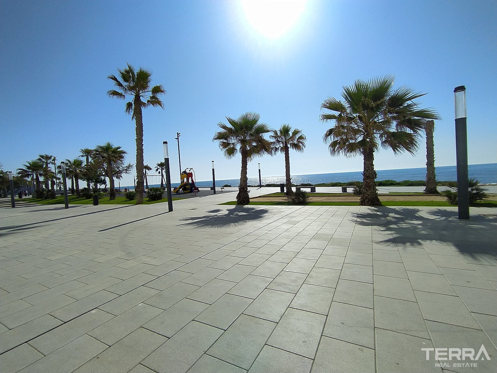 Commercial Property for Sale in Torrevieja, Costa Blanca, Spain - 123707