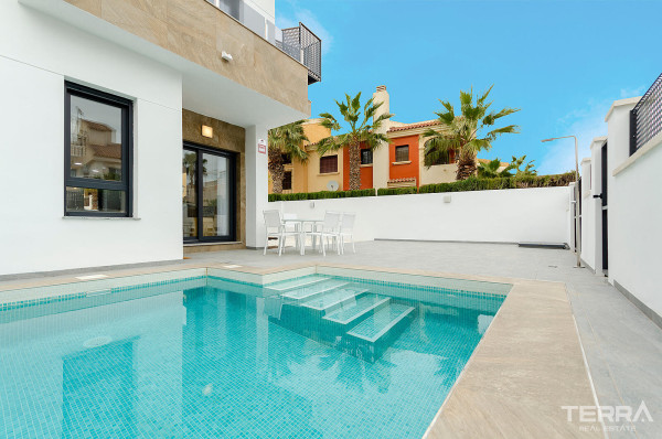 Villas for Sale in Torrevieja, Costa Blanca, Spain