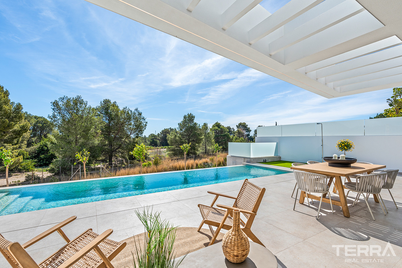 Villas for Sale in Polop, Cost Blanca, Spain - 123750