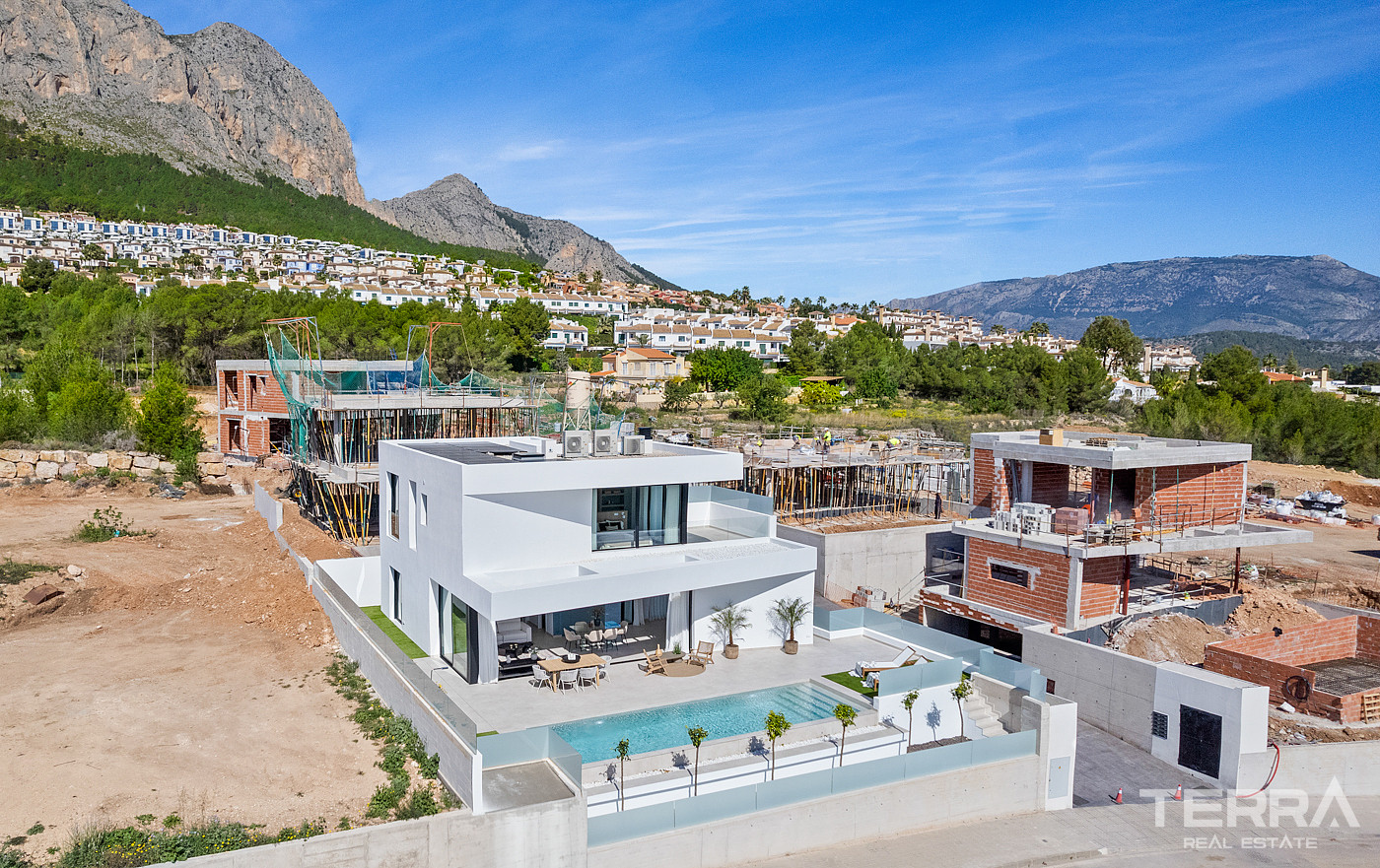 Villas for Sale in Polop, Cost Blanca, Spain - 123757