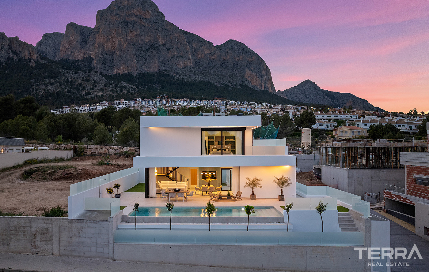Villas for Sale in Polop, Cost Blanca, Spain - 123763