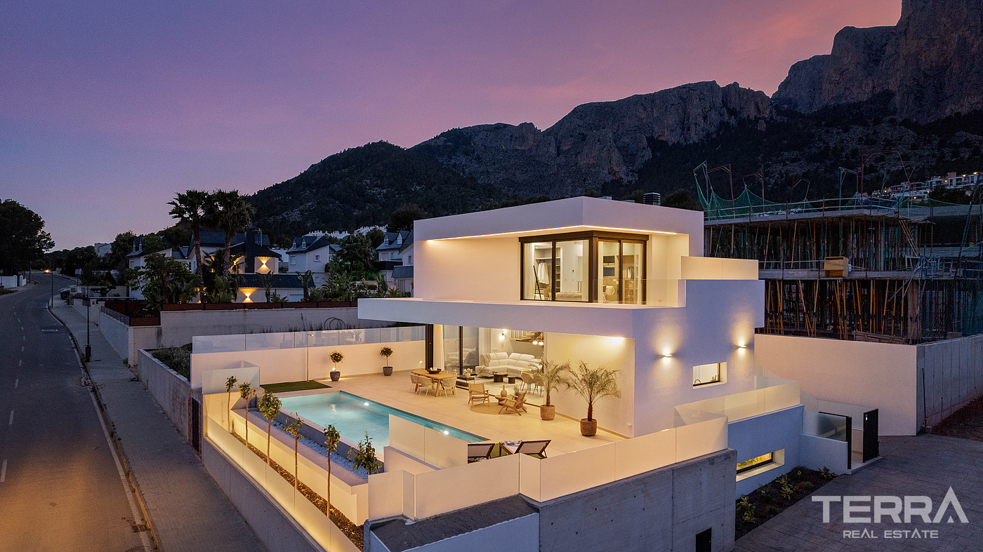 Villas for Sale in Polop, Cost Blanca, Spain - 123764