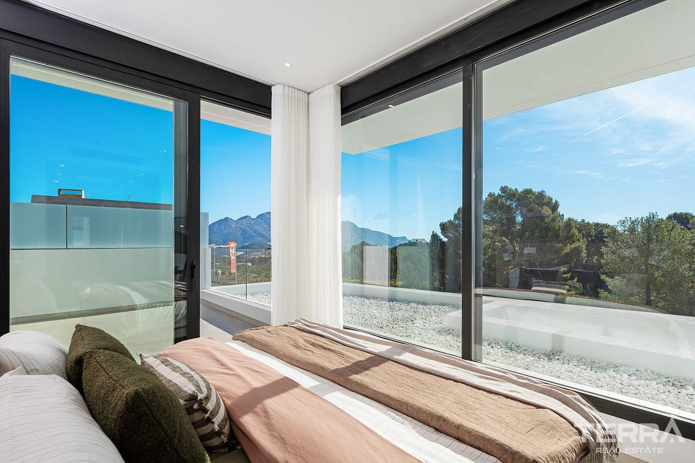 Villas for Sale in Polop, Cost Blanca, Spain - 123790