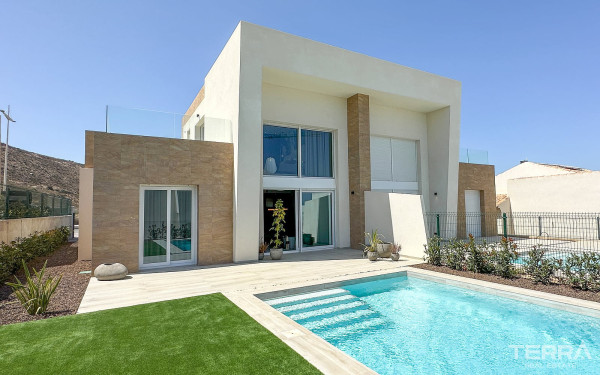 Golf Villas for Sale in Algorfa, Costa Blanca, Spain