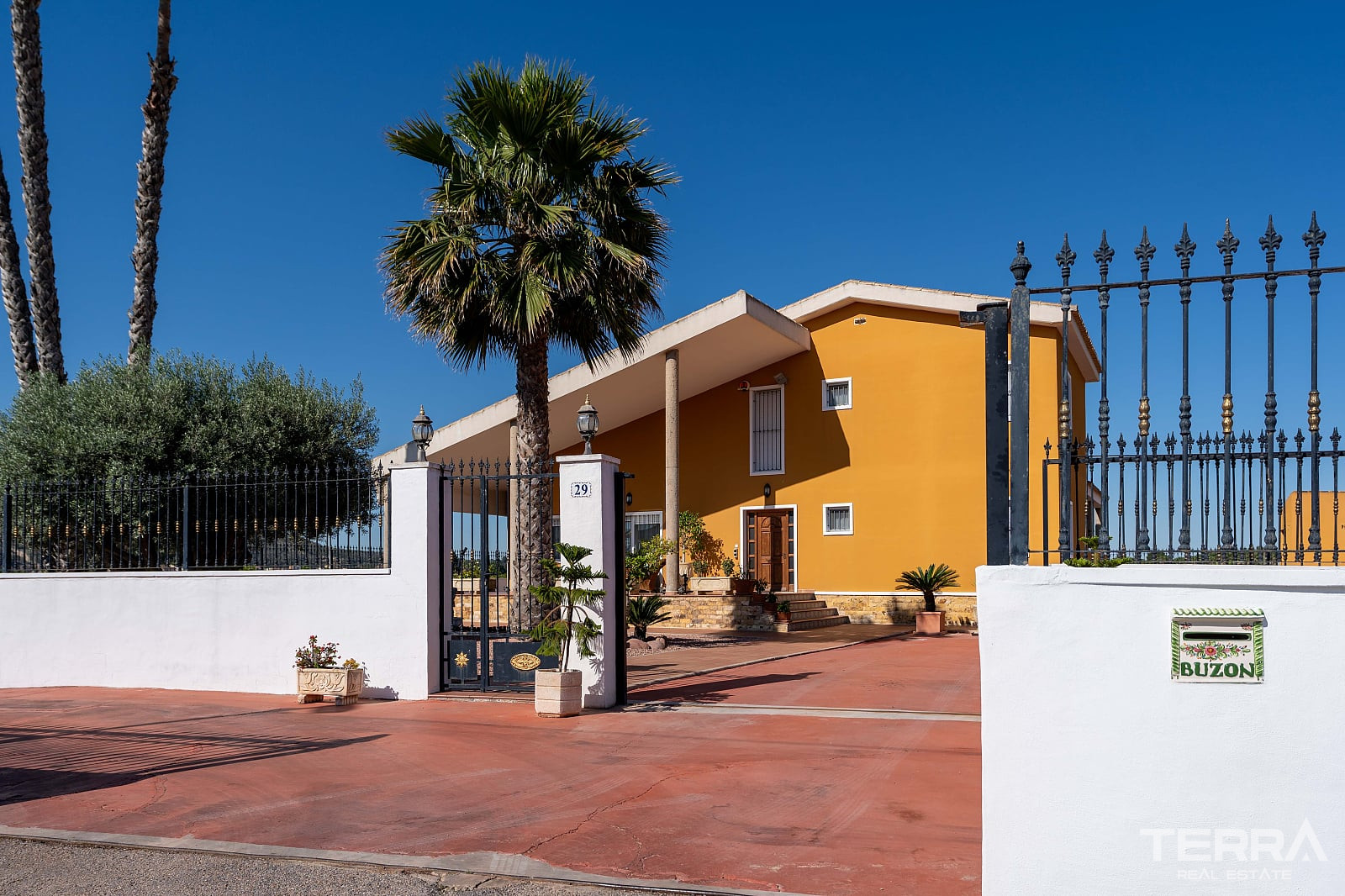 Detached Villa for Sale in Orihuela, Costa Blanca, Spain - 123979