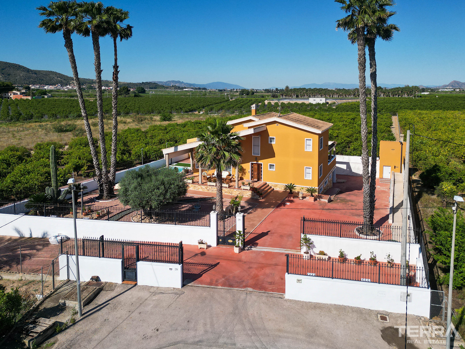 Detached Villa for Sale in Orihuela, Costa Blanca, Spain - 123983