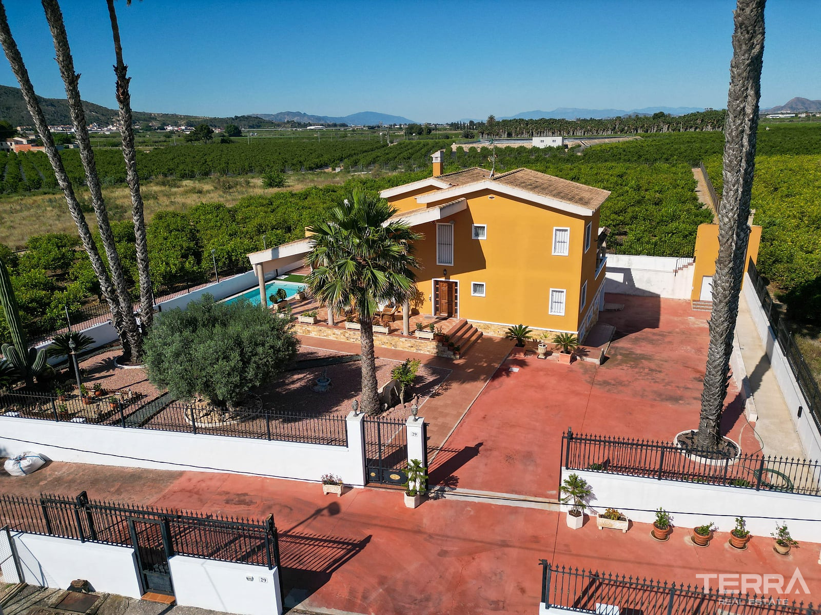 Detached Villa for Sale in Orihuela, Costa Blanca, Spain - 123984