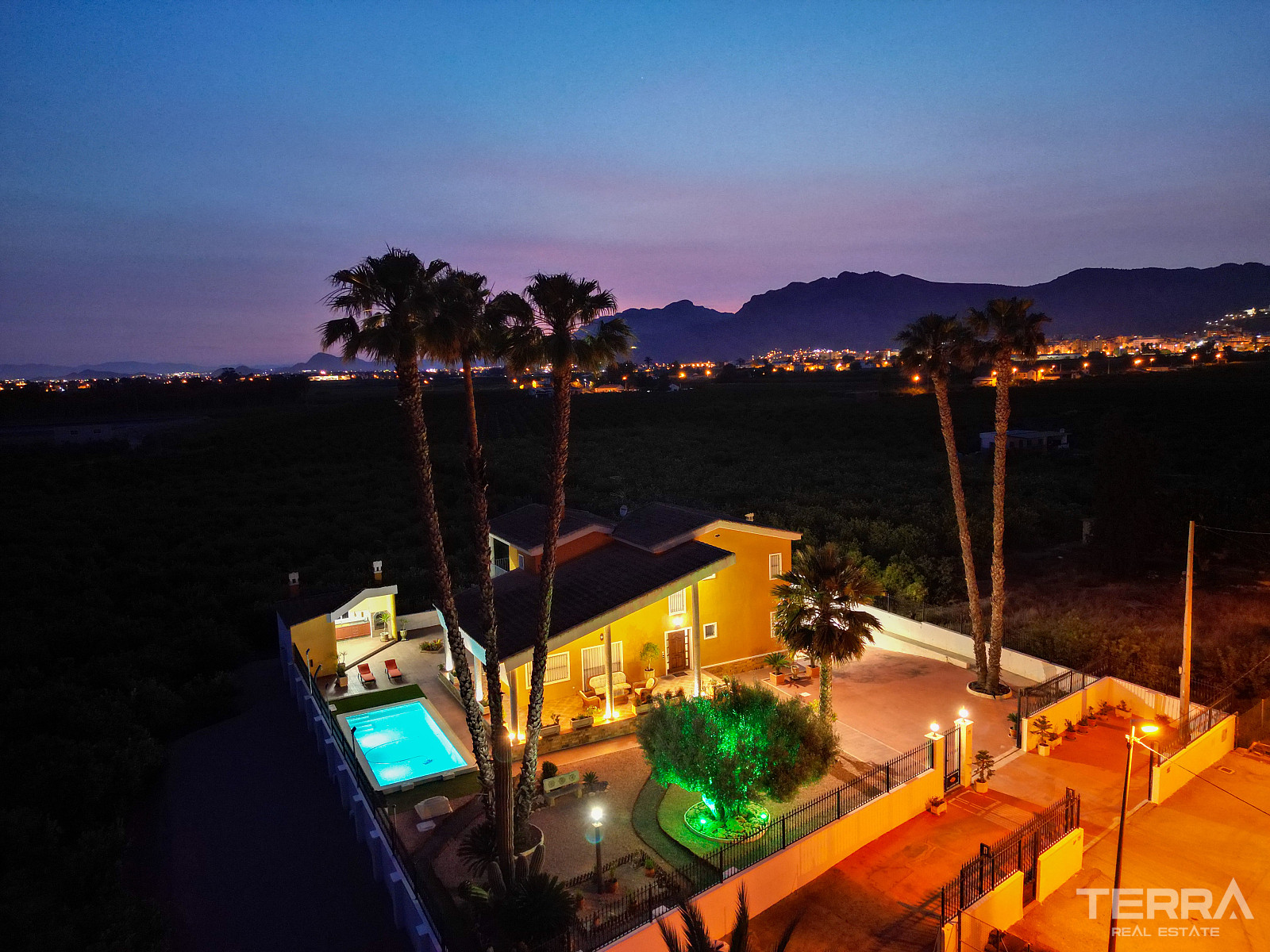 Detached Villa for Sale in Orihuela, Costa Blanca, Spain - 123992