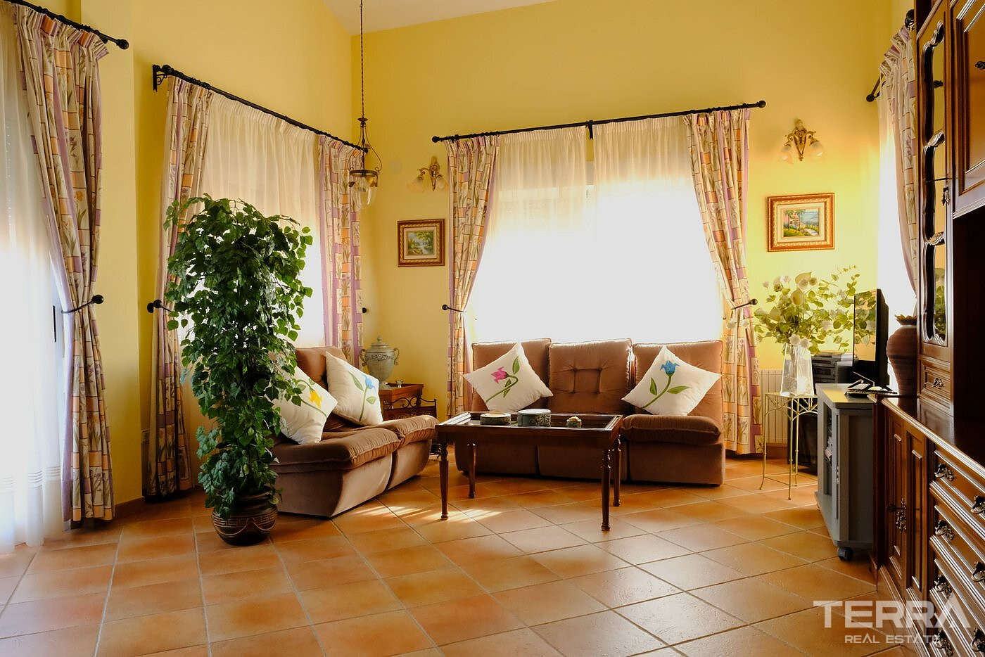 Detached Villa for Sale in Orihuela, Costa Blanca, Spain - 123999