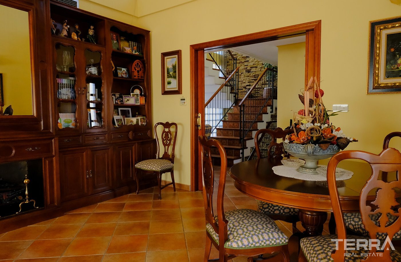 Detached Villa for Sale in Orihuela, Costa Blanca, Spain - 124008
