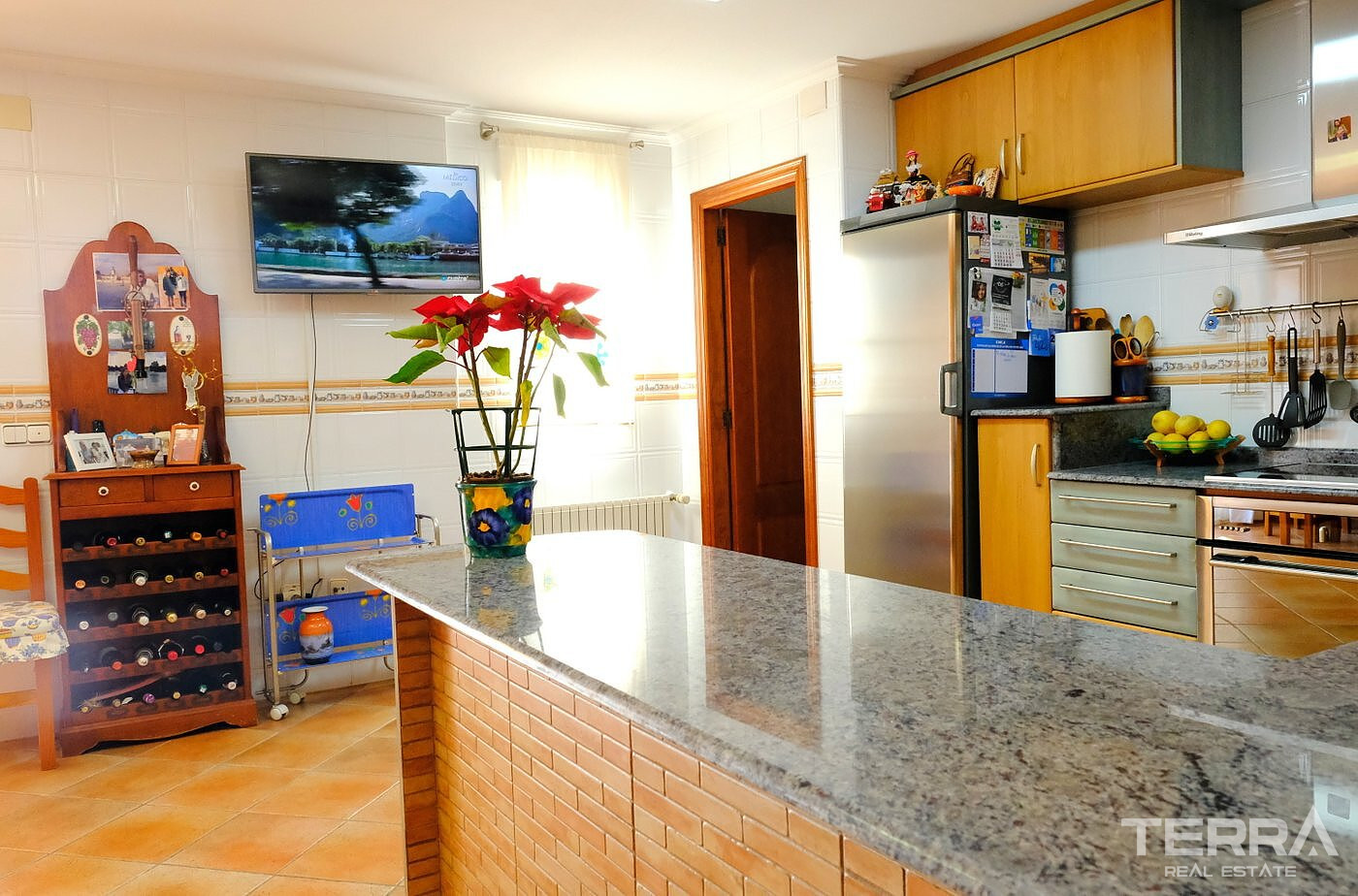 Detached Villa for Sale in Orihuela, Costa Blanca, Spain - 124028