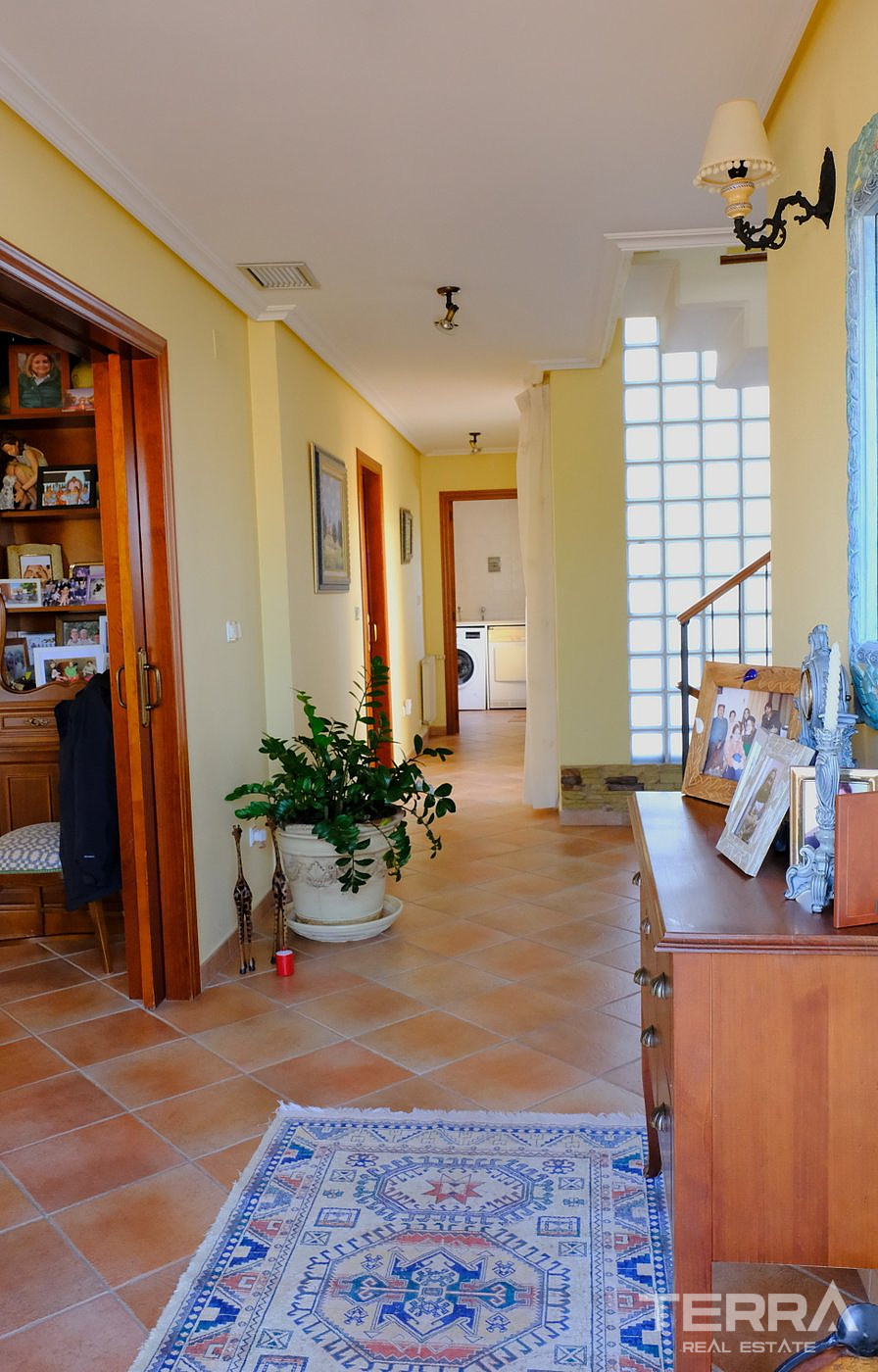 Detached Villa for Sale in Orihuela, Costa Blanca, Spain - 124040