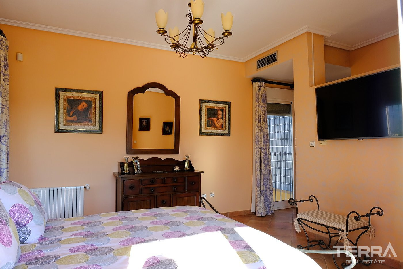 Detached Villa for Sale in Orihuela, Costa Blanca, Spain - 124090