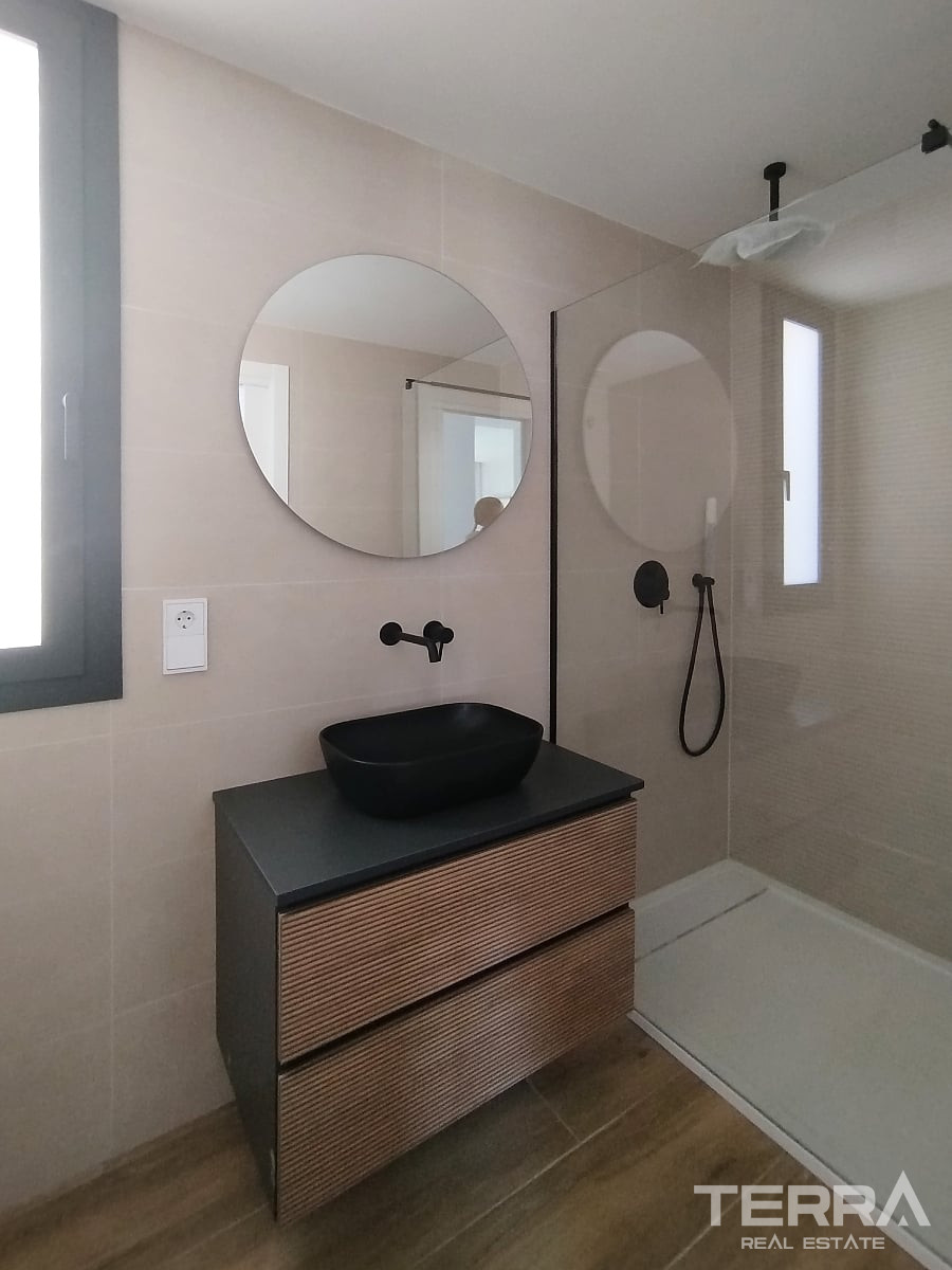 Detached Villas for Sale in Polop, Costa Blanca, Spain - 124108