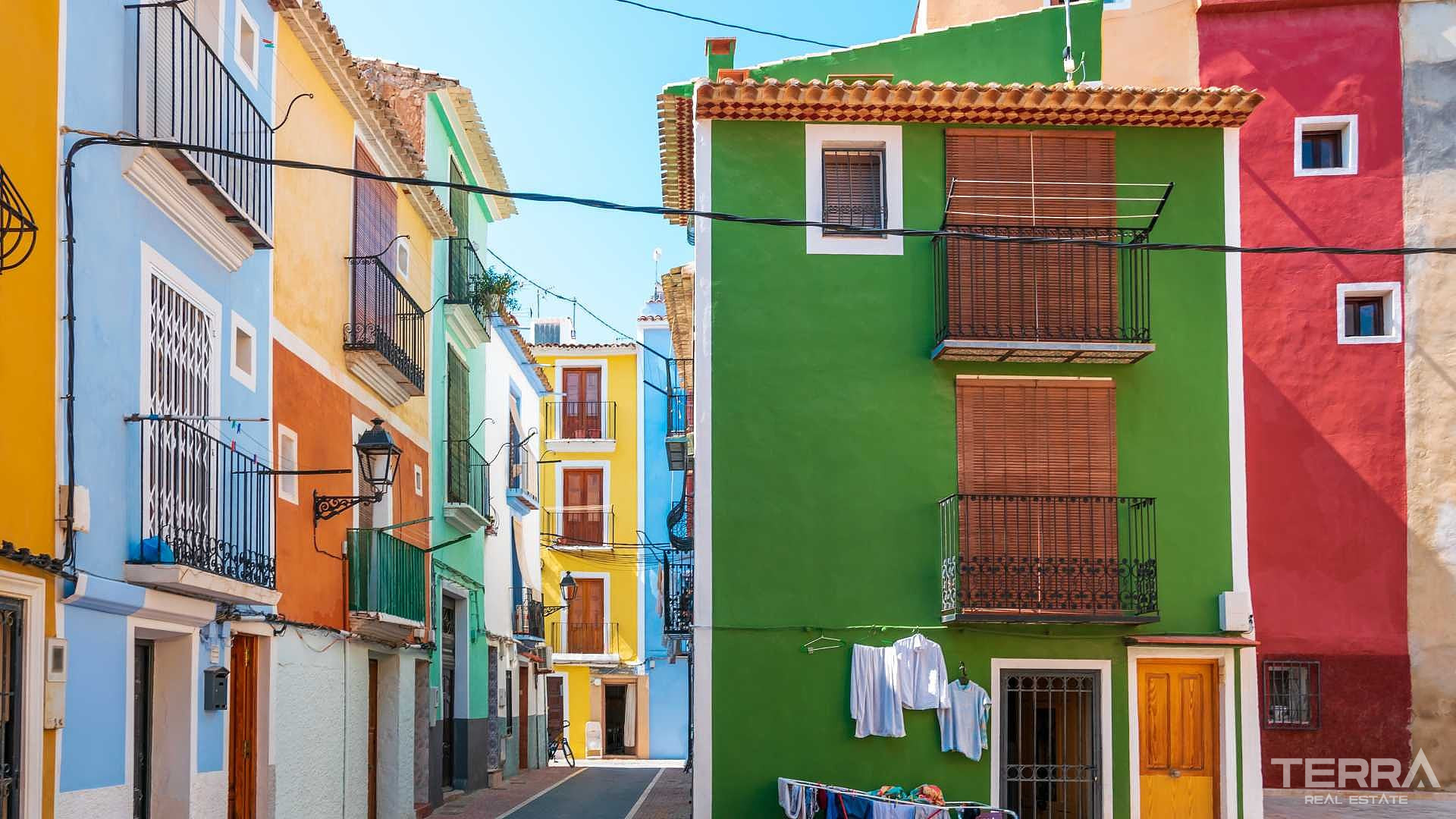Apartments for Sale in Villajoyosa, Costa Blanca, Spain - 124410