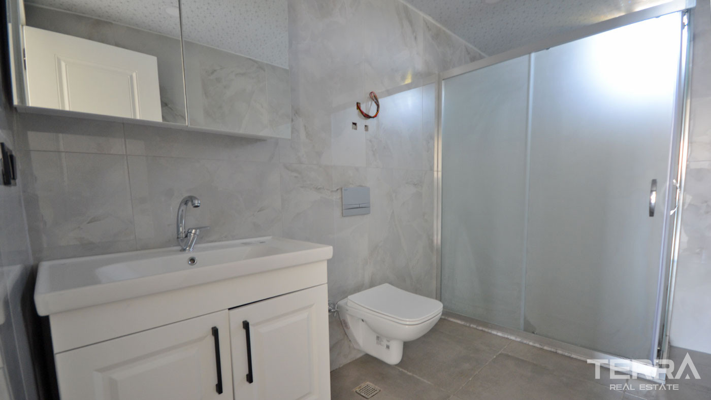 5-Bedroom Apartment for Sale in Avsallar, Alanya, Turkey - 124866