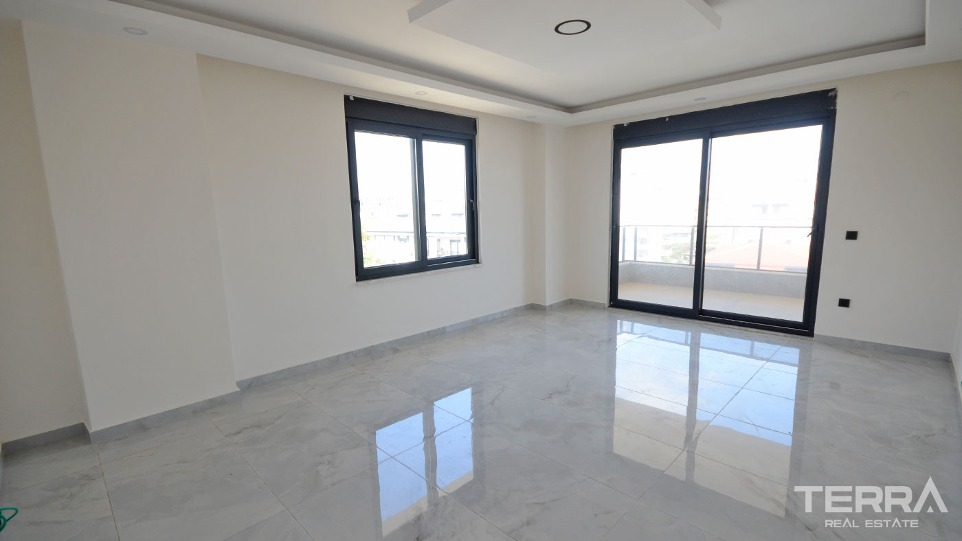 5-Bedroom Apartment for Sale in Avsallar, Alanya, Turkey - 124867