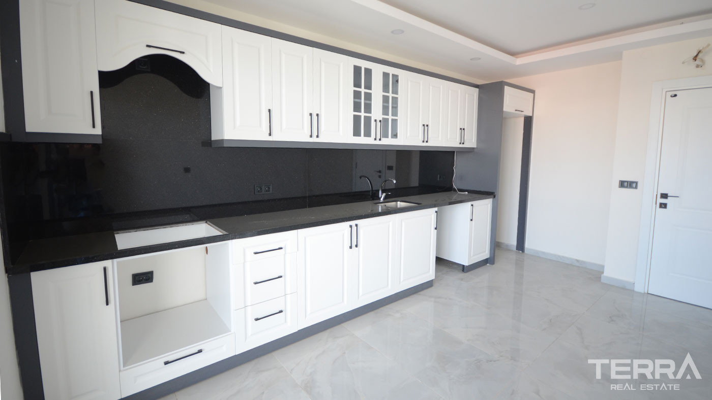 5-Bedroom Apartment for Sale in Avsallar, Alanya, Turkey - 124869