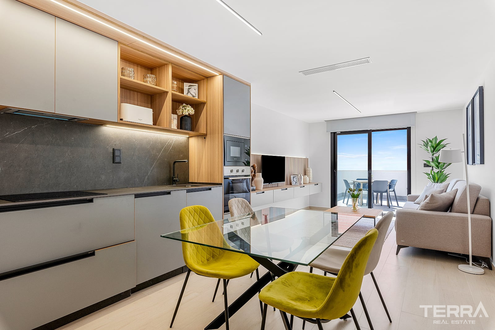 Apartments for Sale in Guardamar del Segura, Costa Blanca, Spain - 124903