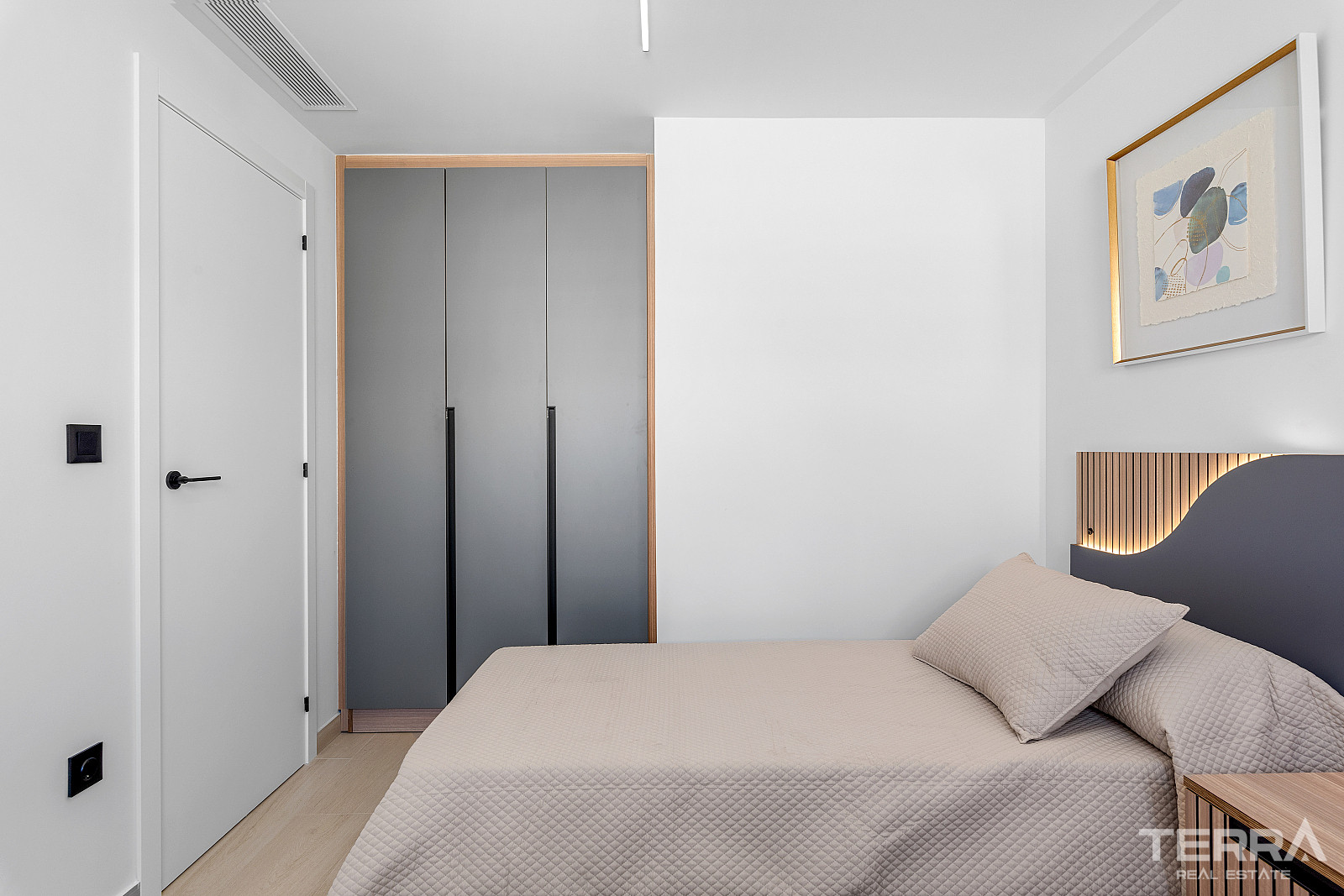 Apartments for Sale in Guardamar del Segura, Costa Blanca, Spain - 124916