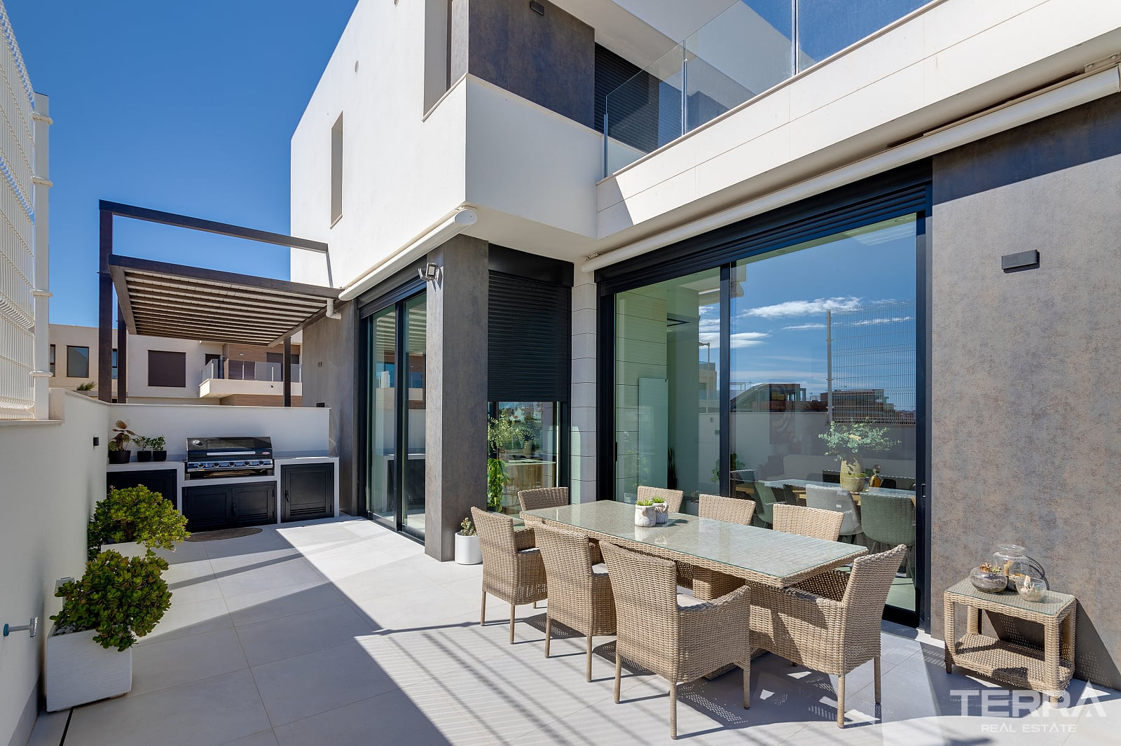 Golf Villas for Sale in Pilar de la Horadada, Costa Blanca, Spain - 125059