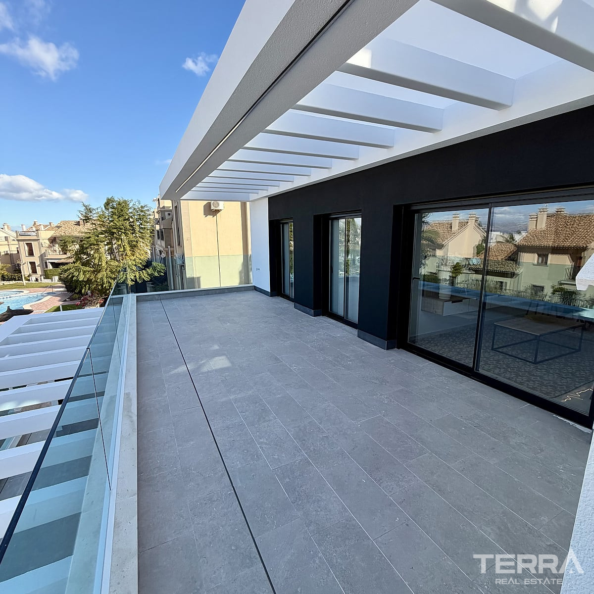 Golf Apartments for Sale in Algorfa, Costa Blanca, Spain - 125324