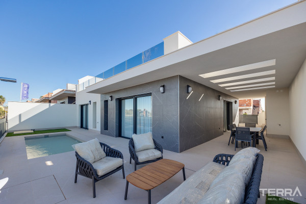 Lake View Villas for Sale in Torrevieja, Costa Blanca, Spain
