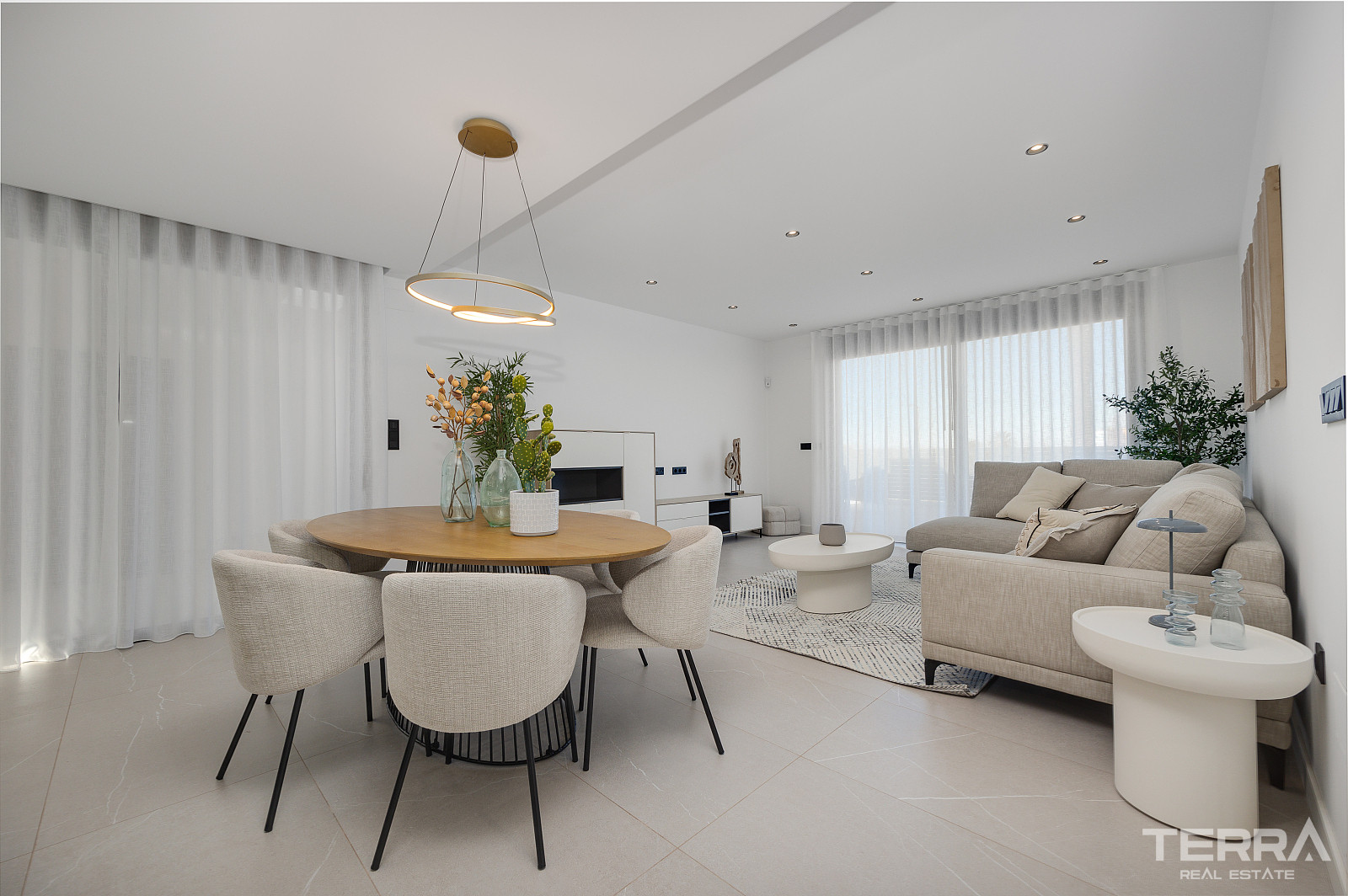 Lake View Villas for Sale in Torrevieja, Costa Blanca, Spain - 125471