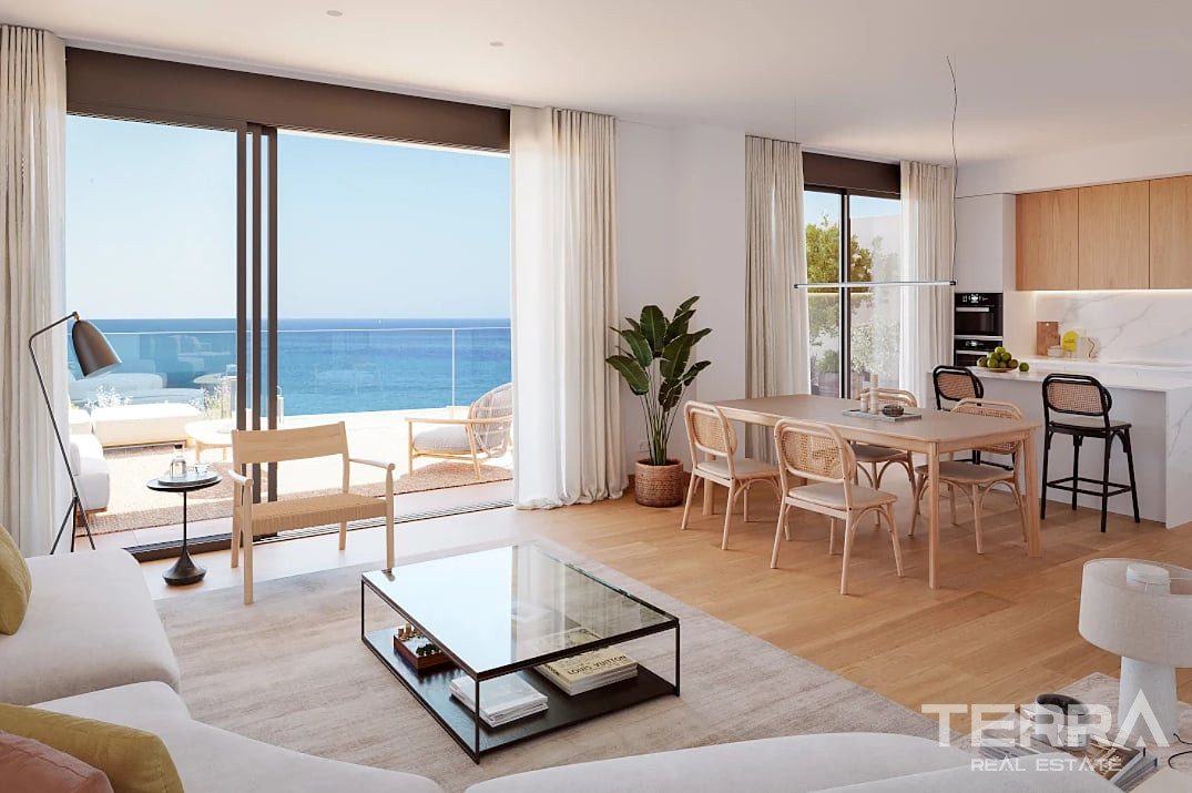 Seafront Apartments for Sale in Villajoyosa, Costa Blanca, Spain - 125544