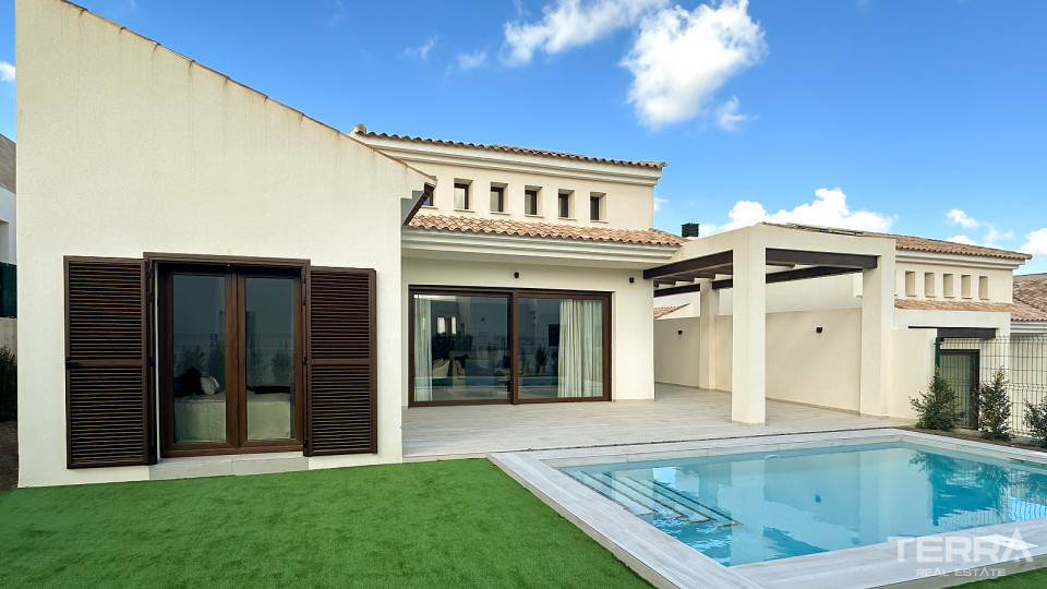 Villas for Sale in Algorfa, Costa Blanca, Spain