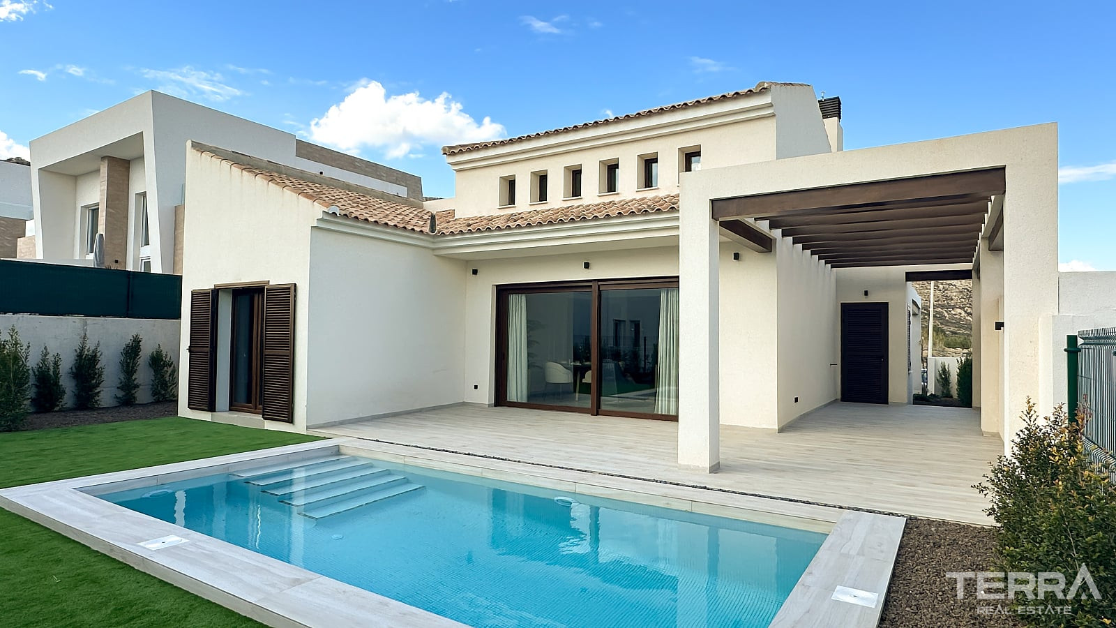 Villas for Sale in Algorfa, Costa Blanca, Spain - 125595