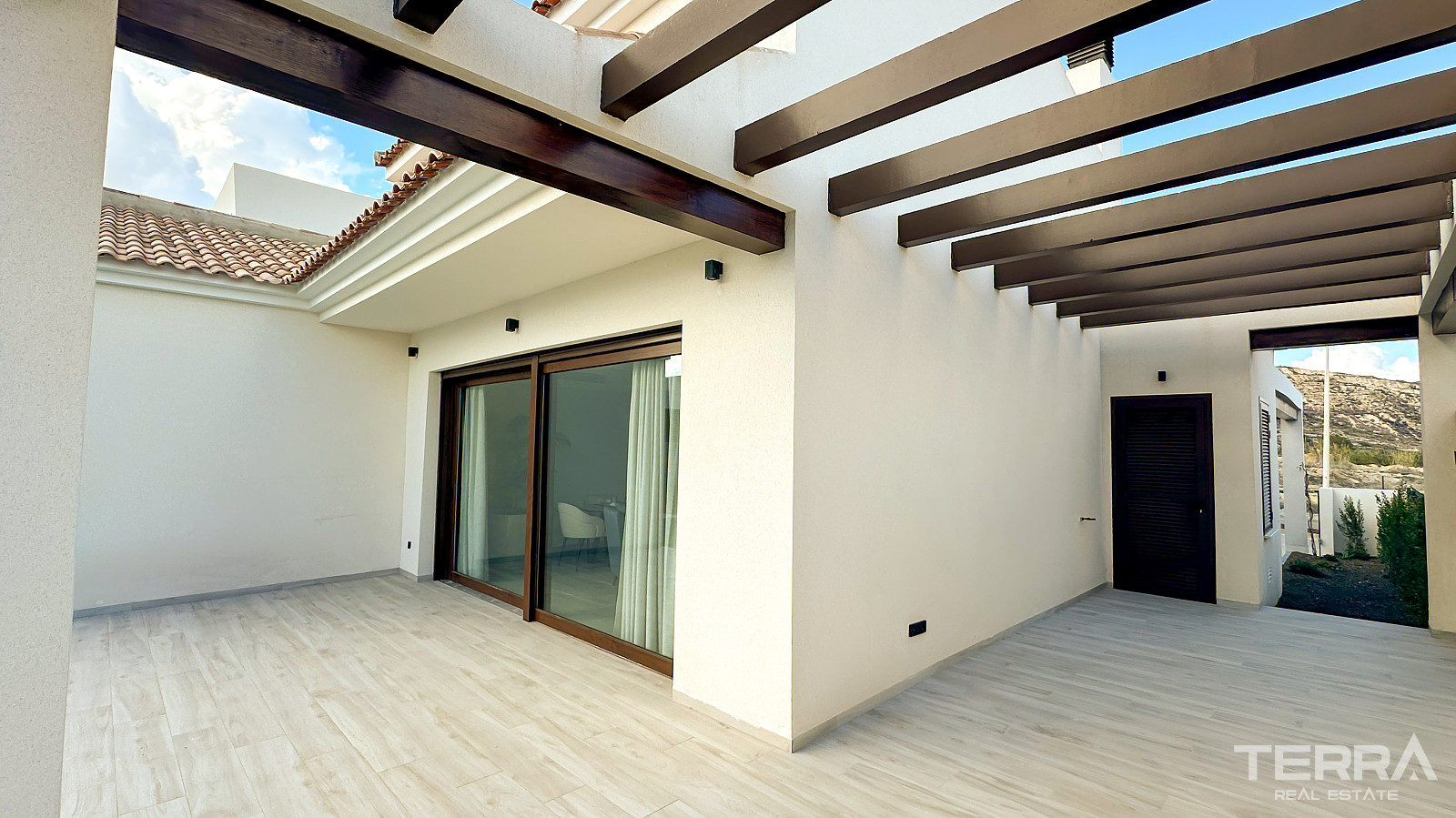 Villas for Sale in Algorfa, Costa Blanca, Spain - 125596