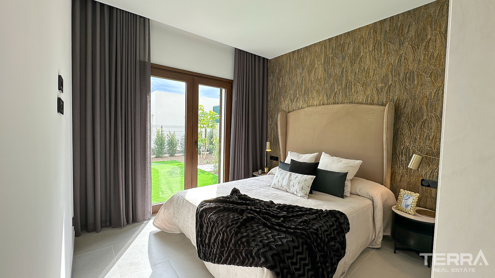 Villas for Sale in Algorfa, Costa Blanca, Spain - 125615