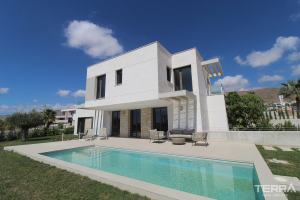 İspanya, Costa Blanca, Finestrat’ta Satılık Deniz Manzaralı Villalar