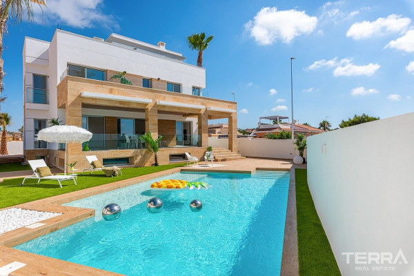 Villas for Sale in Rojales, Costa Blanca, Spain