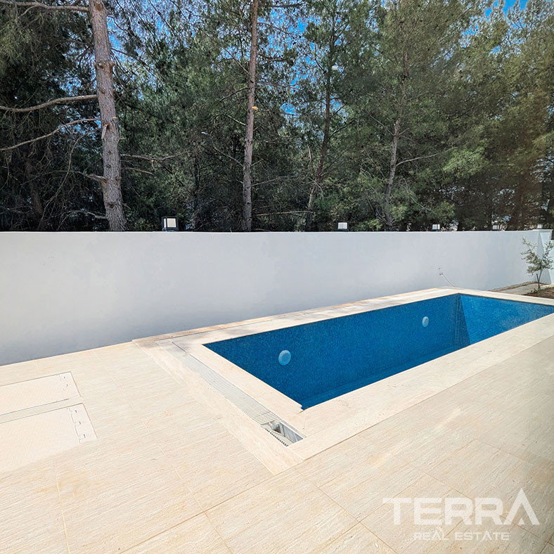 Detached Villa for Sale in Döşemealtı, Antalya, Turkey - 126662
