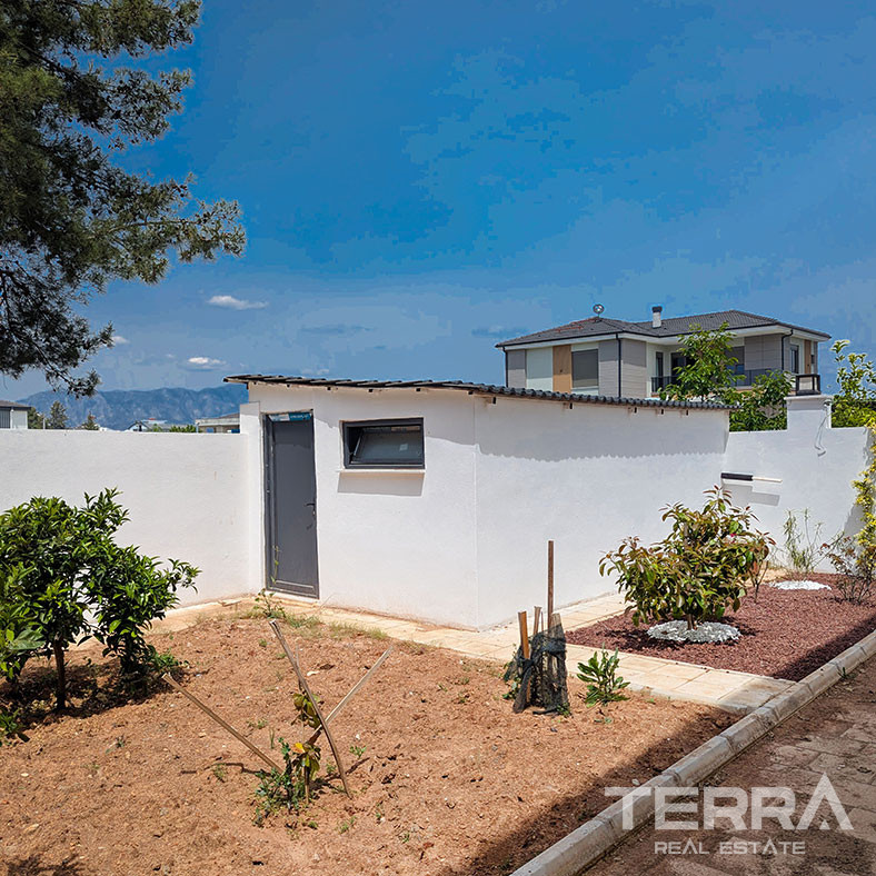 Detached Villa for Sale in Döşemealtı, Antalya, Turkey - 126664