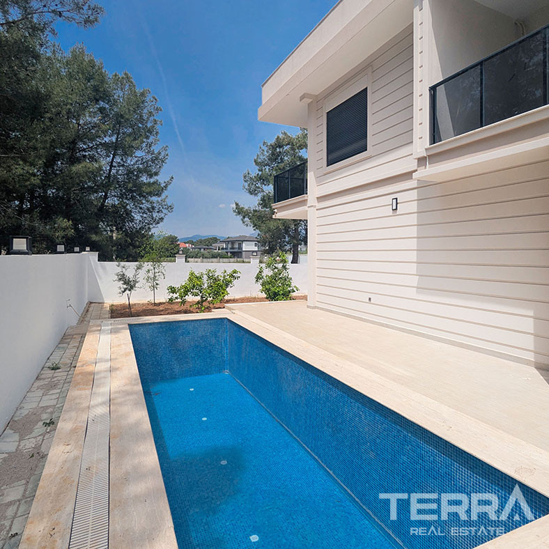 Detached Villa for Sale in Döşemealtı, Antalya, Turkey - 126669