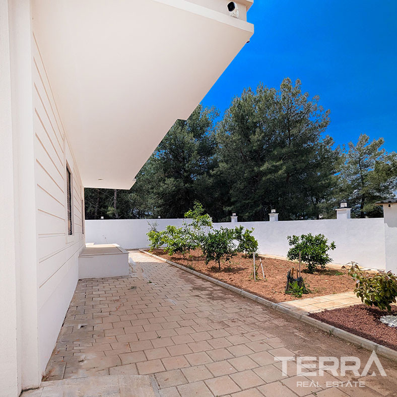 Detached Villa for Sale in Döşemealtı, Antalya, Turkey - 126672